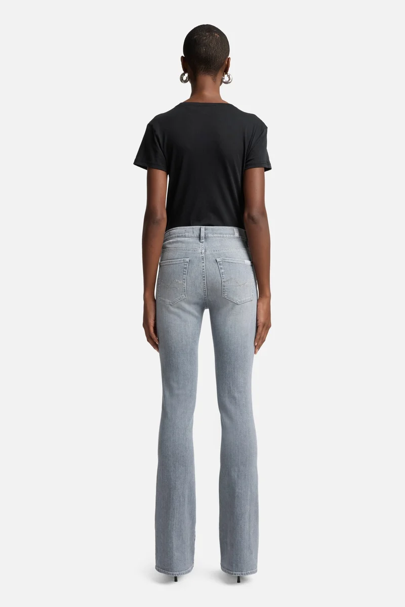 Slim Illusion Bootcut in Full Scale