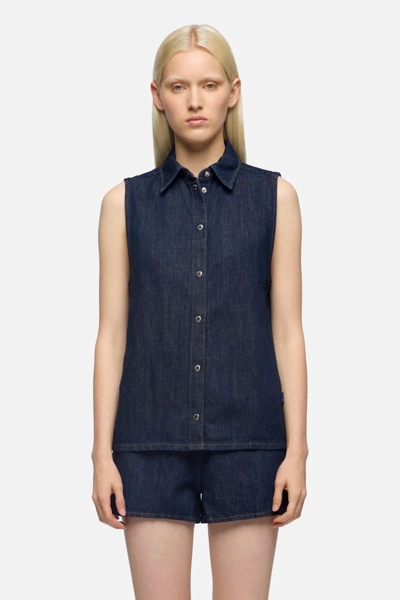 SLEEVELESS SHIRT in Indigo Linen Blossom