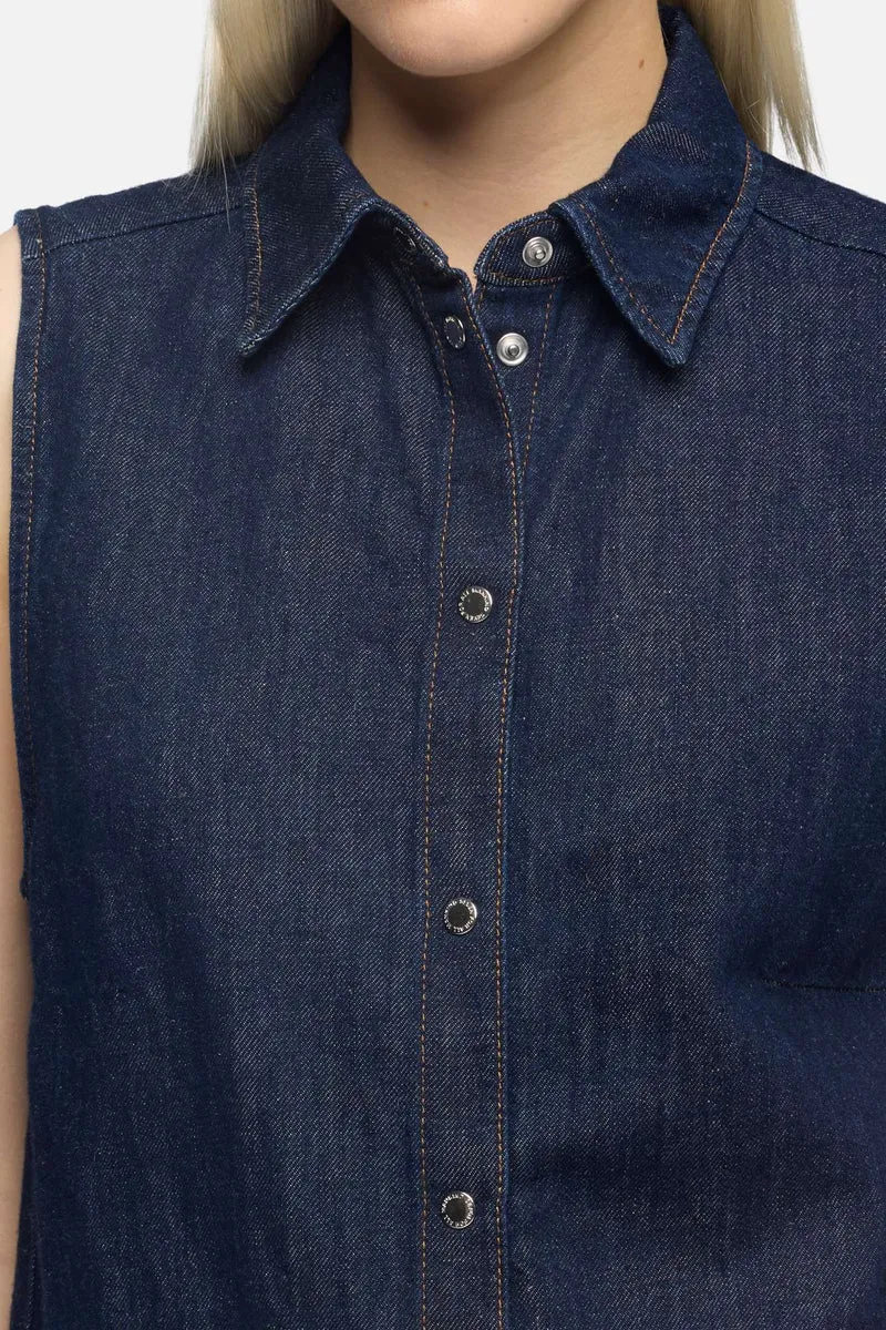 SLEEVELESS SHIRT in Indigo Linen Blossom
