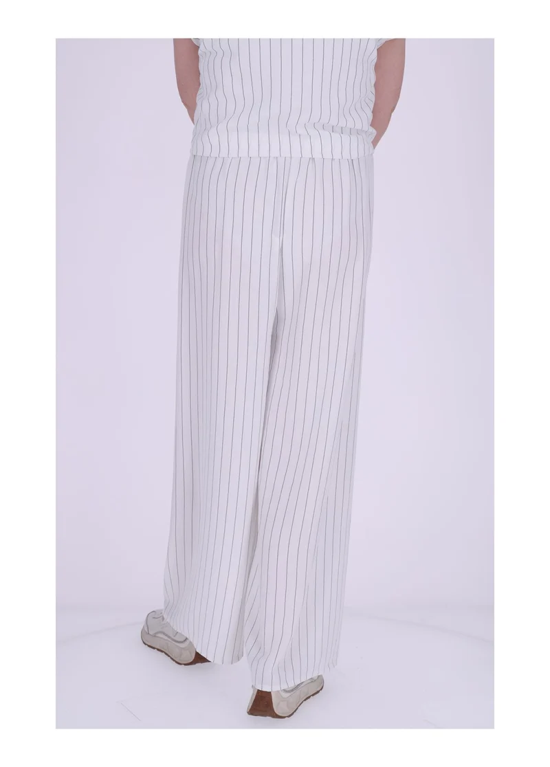 Splash of Color Damen Hose Nadelstreifen