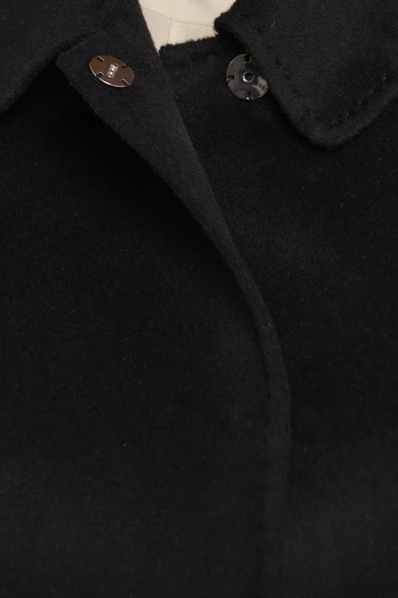Celine.7002621, black