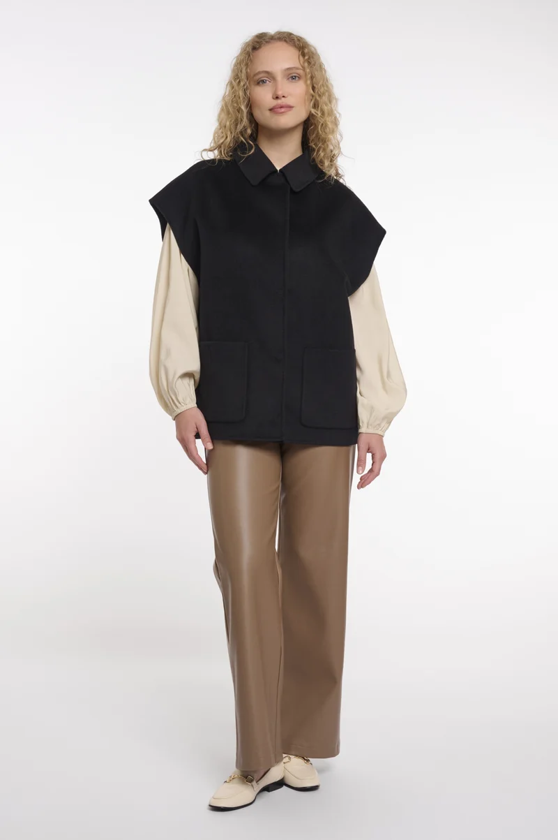Celine.7002621, black