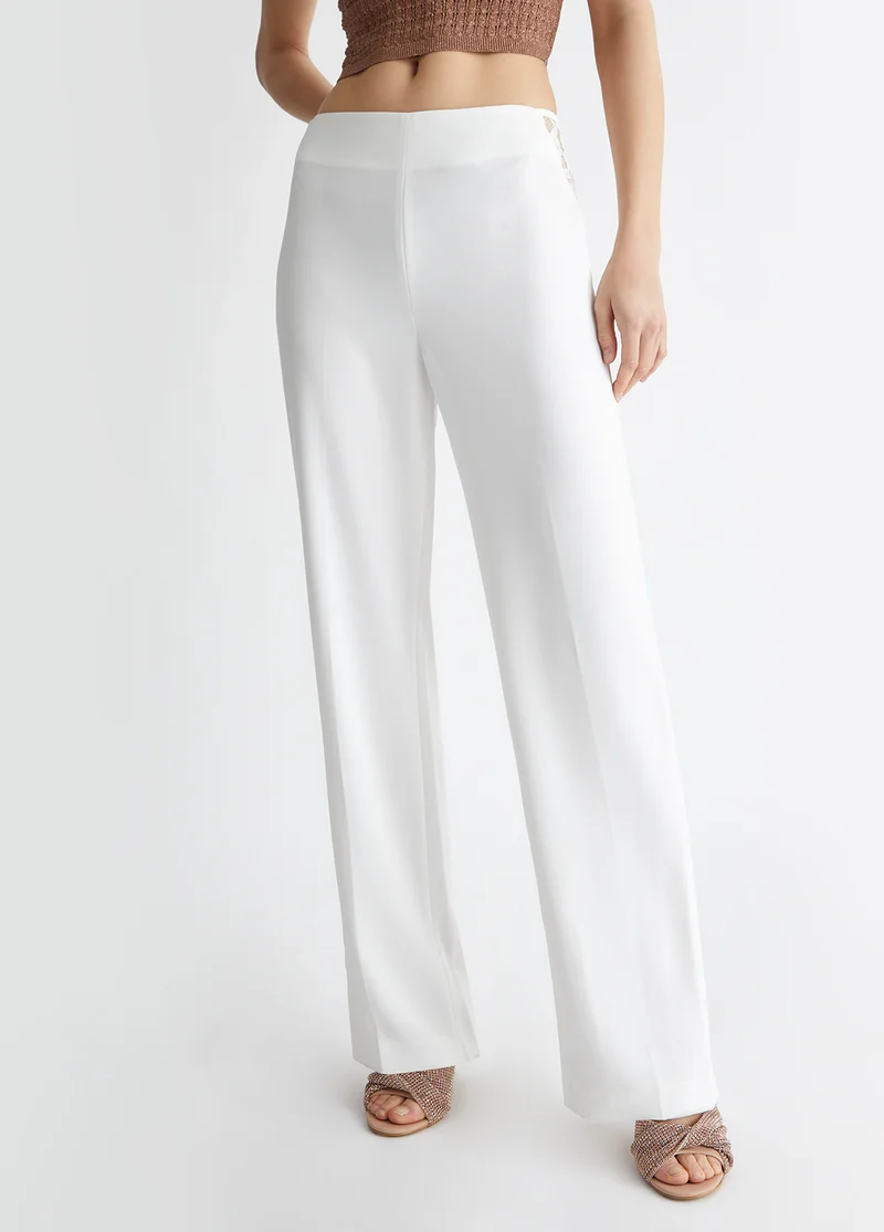 Elegant trousers with lace