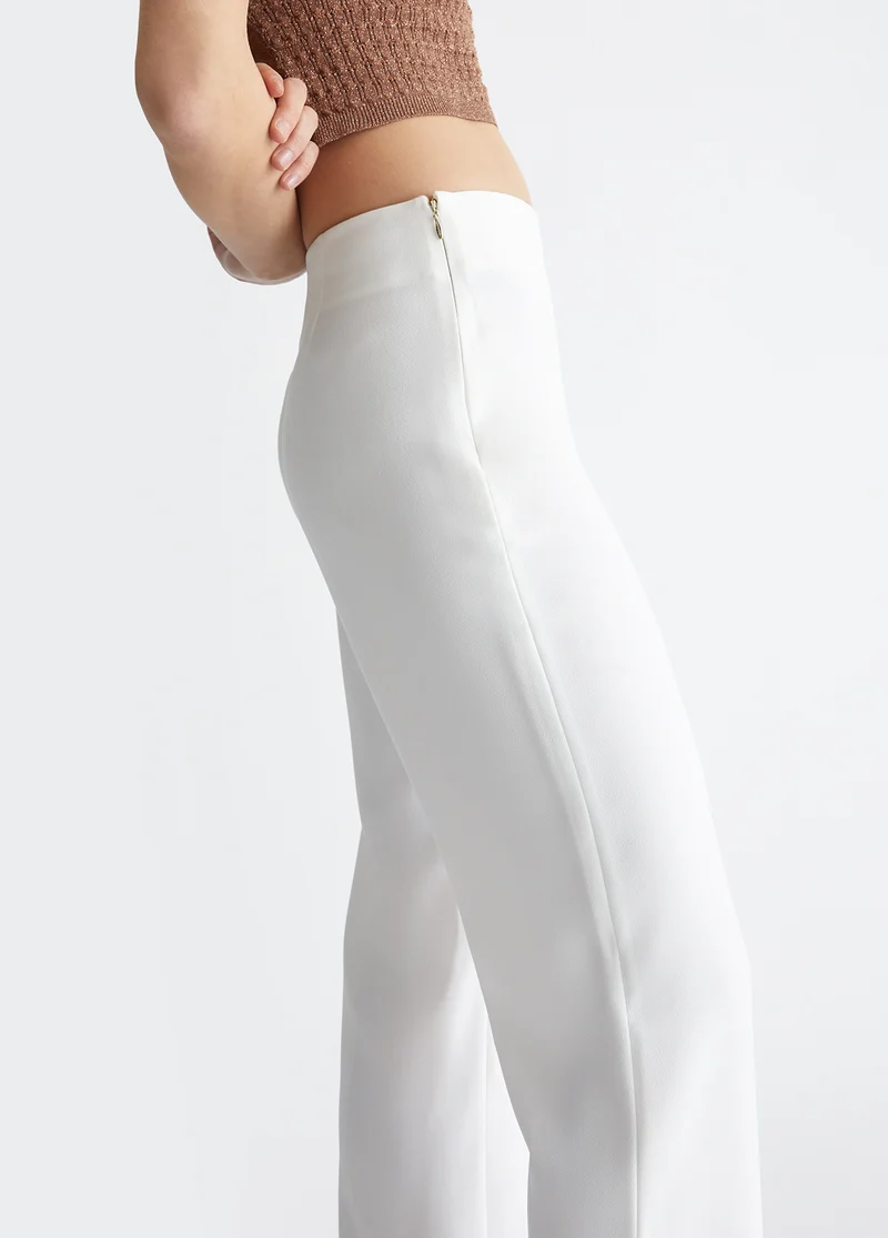 Elegant trousers with lace