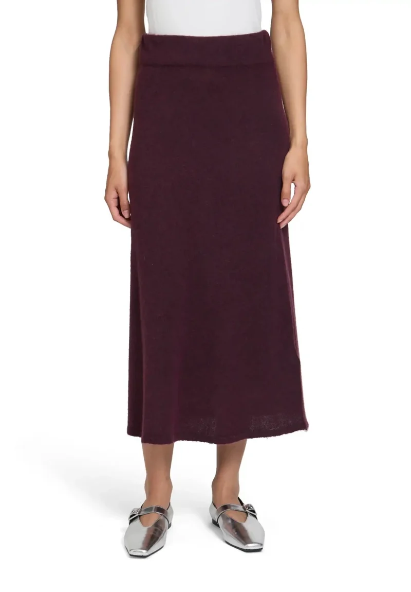 Cartoon Strickrock in der Farbe Dark Aubergine