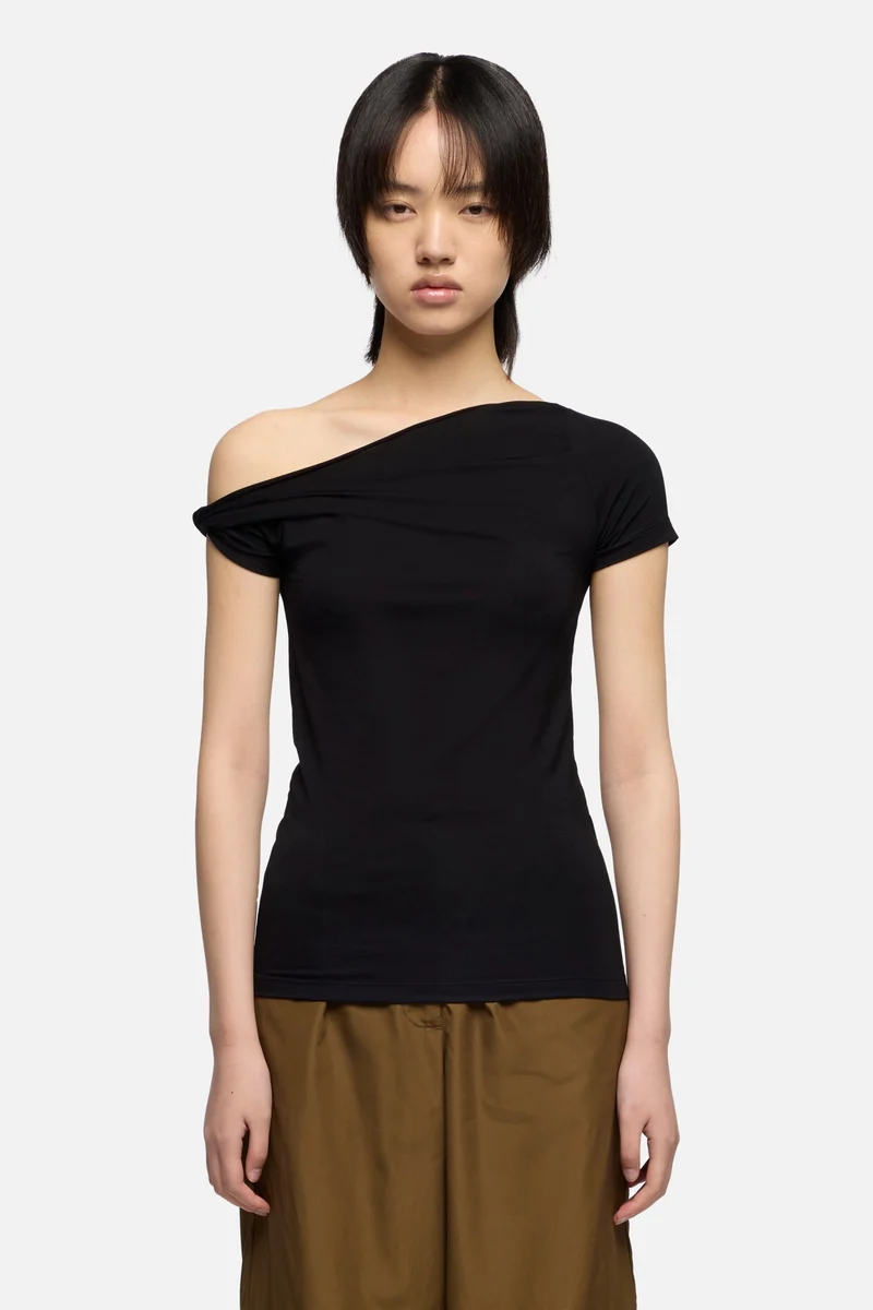 TWISTED SHOULDER TEE in Lyocell Black