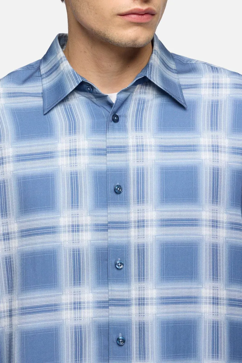 CLASSIC BUTTON UP SHIRT in Fluid Blue Check