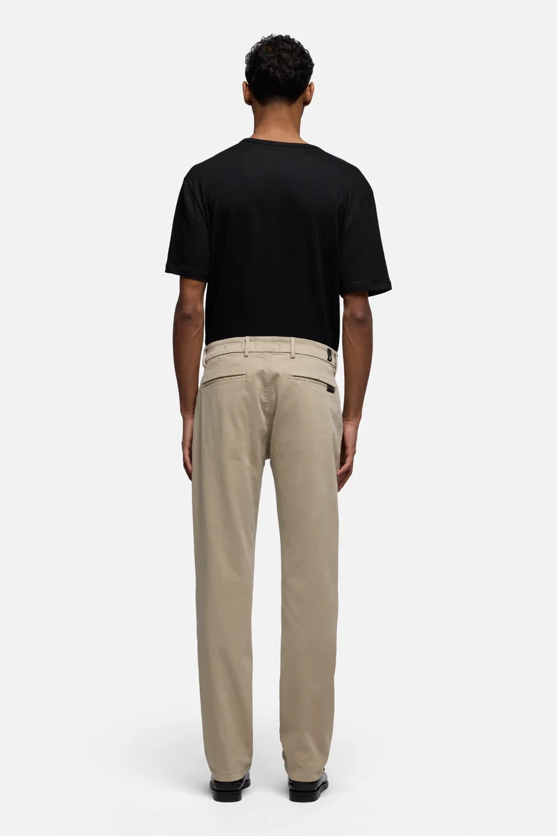 SLIMMY CHINO in Luxe Performance Sateen Biscuit