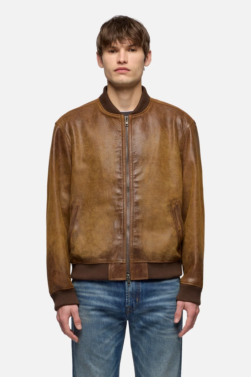 BOMBER JACKET in Leather Pecan