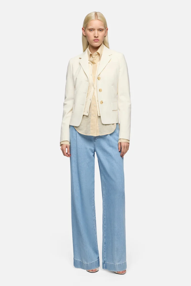 PLEATED TROUSER in Weightless Denim Hana