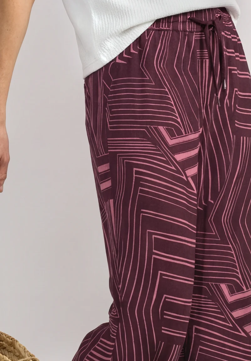 Style LTD QR Emee HW AOP, blush berry
