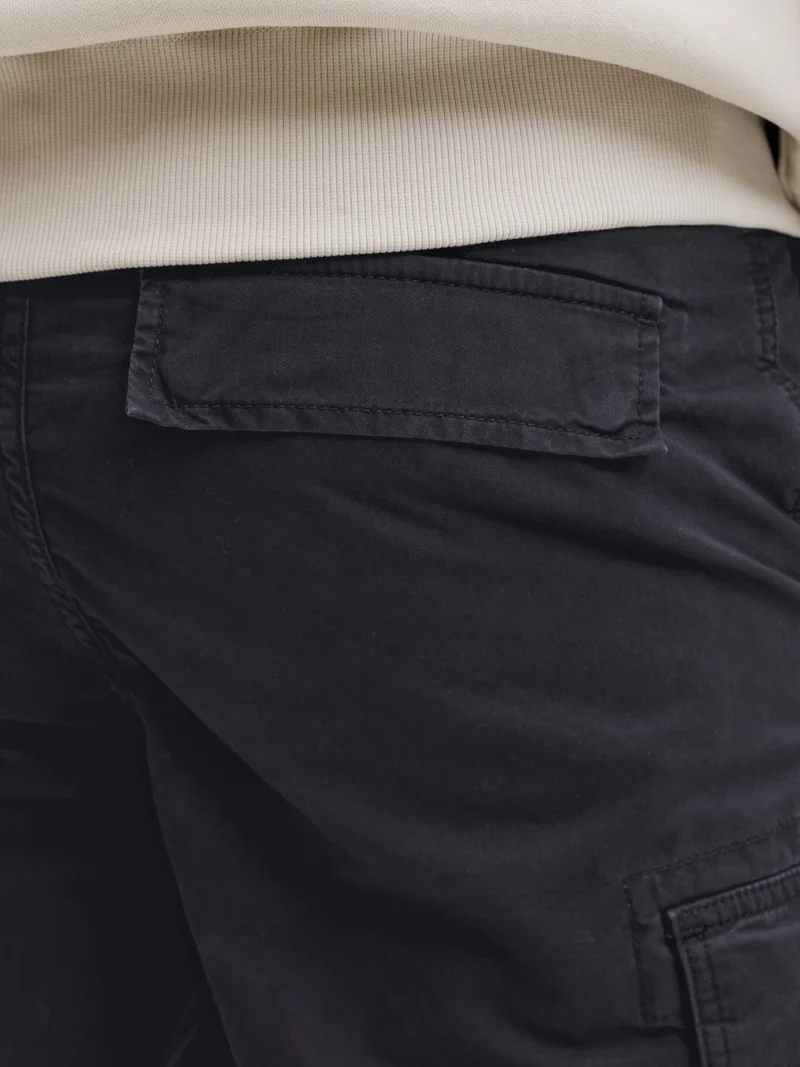 JPSTCOLE FRANK CARGO SHORTS MID SN, Black