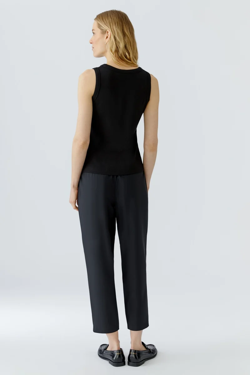 Top, black