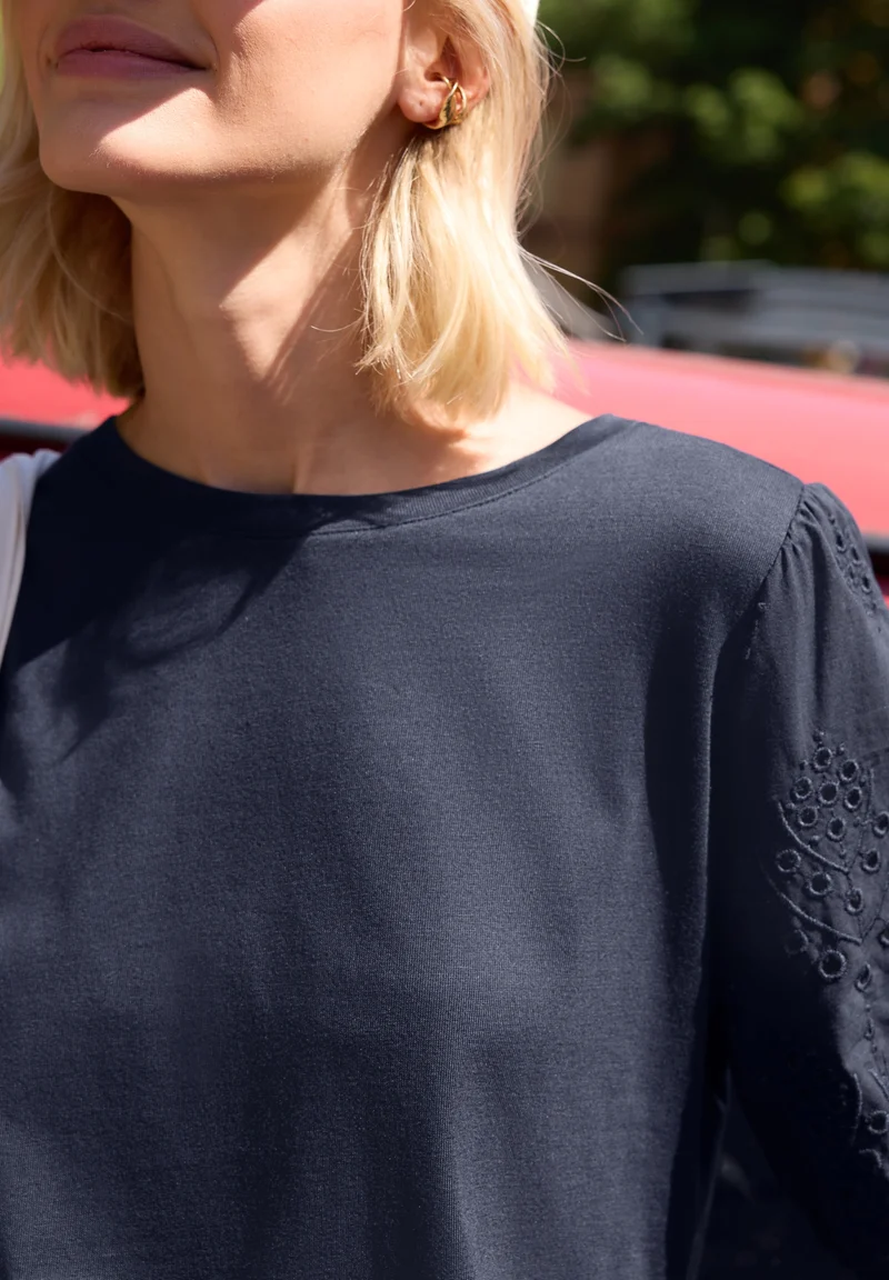 LTD QR Studio_Shirt w.embroide, maritime blue