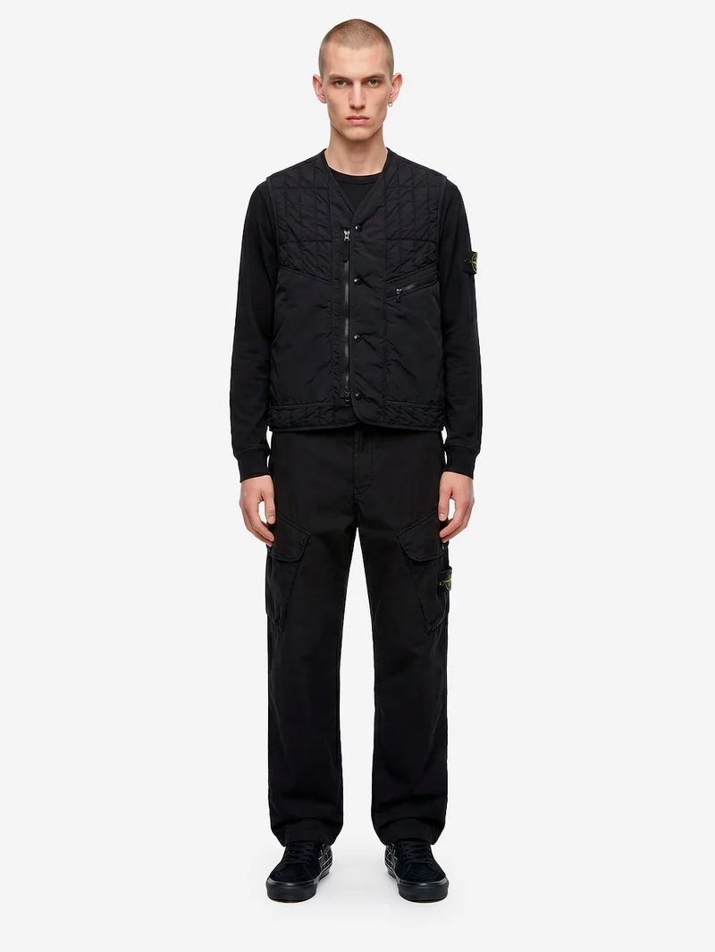 Gilet imbottito trapuntato nero con finitura antigoccia