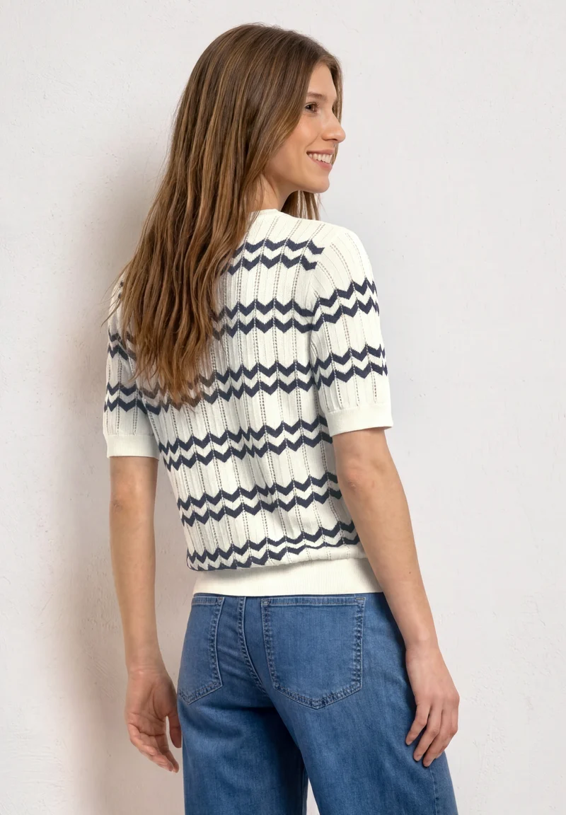 bi-colored zig-zag sweater, off white