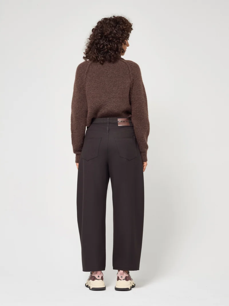 94ODINA, brown