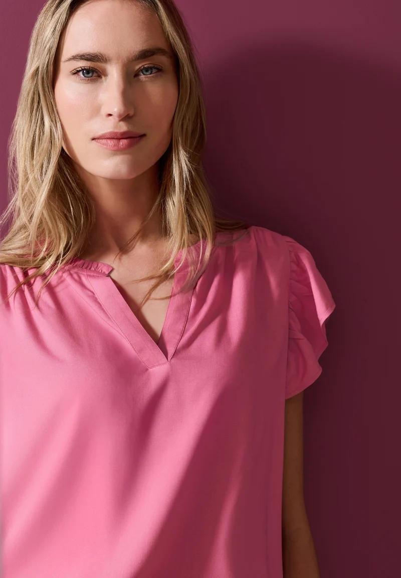 LTD QR Splitneck blousetop w v, blush berry