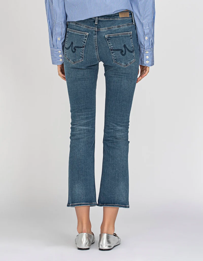 Kick-Flare Jeans