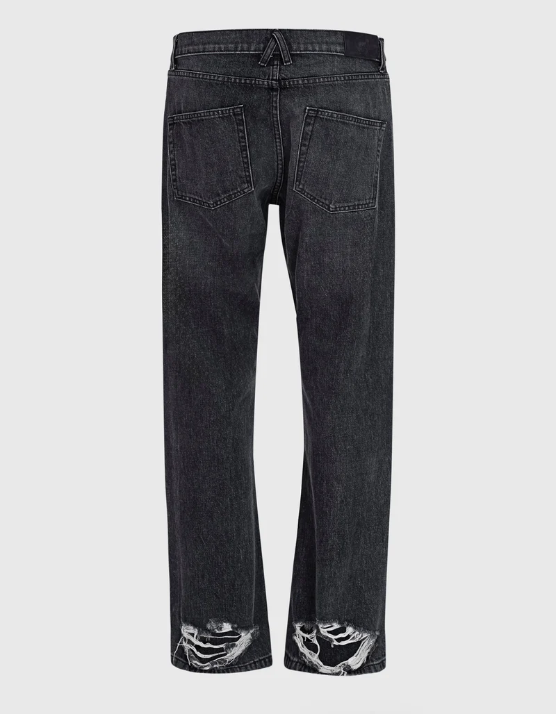 Destroyed Jeans