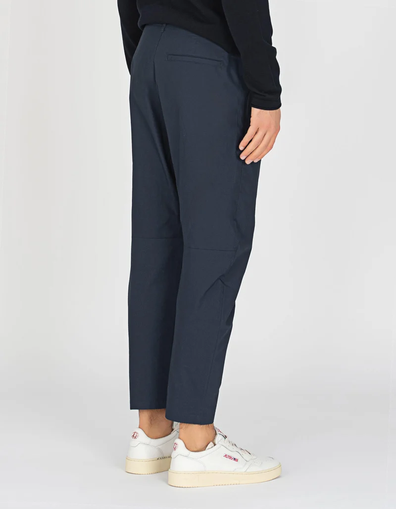 Bundfaltenhose mit Eingrifftaschen