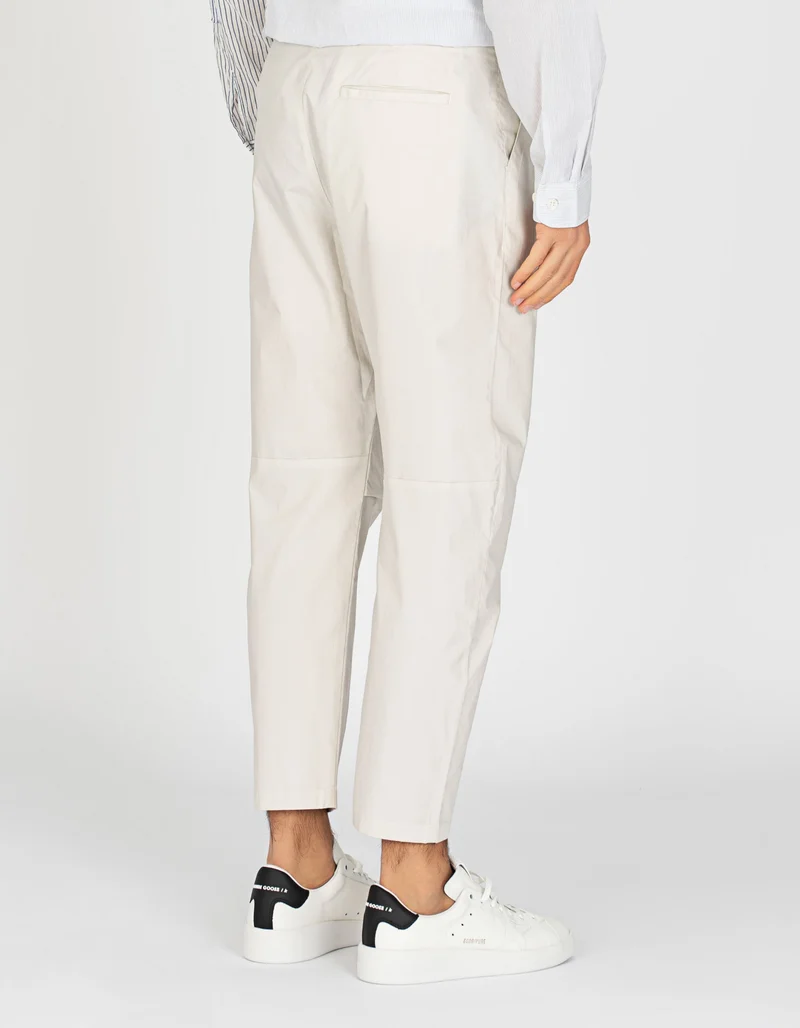 Bundfaltenhose mit Eingrifftaschen