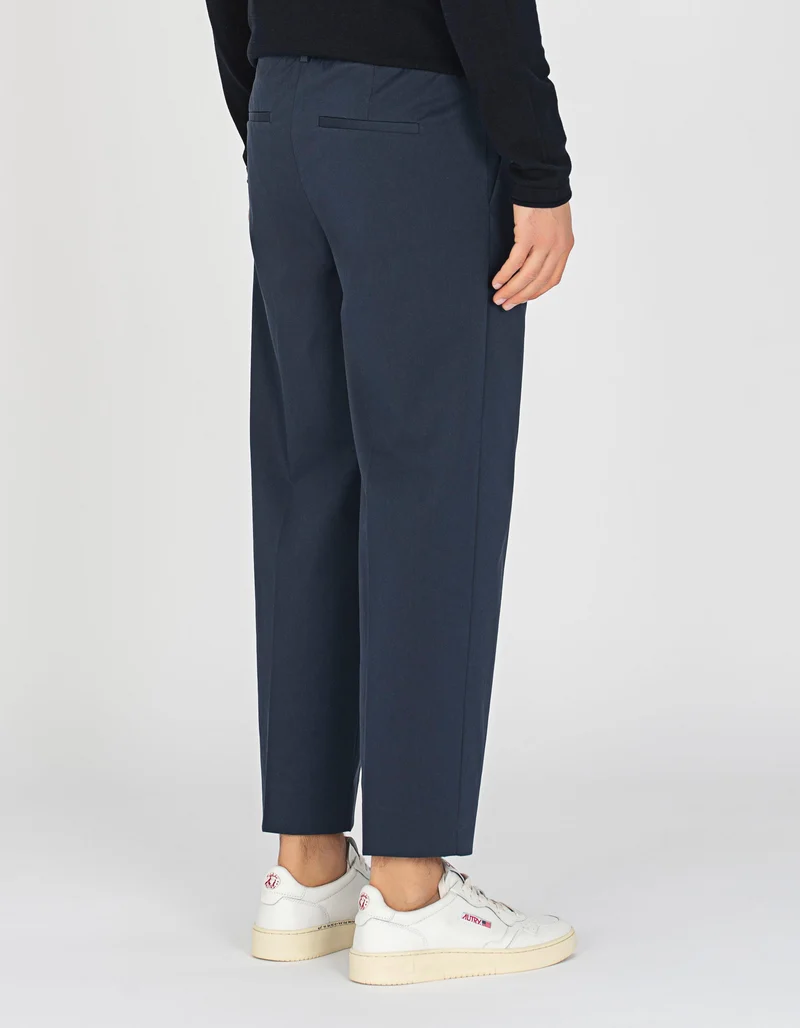 Bundfaltenhose mit Eingrifftaschen