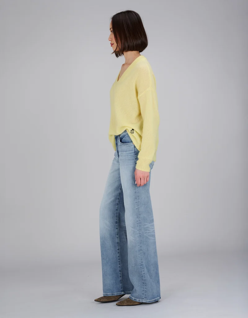 Oversize Kaschmir-Seiden-Pullover Amara mit V-Ausschnitt