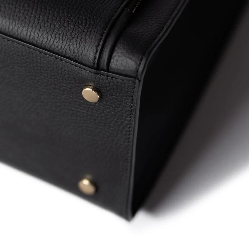 Isabel Bernard Honoré Nadine Schwarze Leder Handtasche aus Kalbsleder IB25032