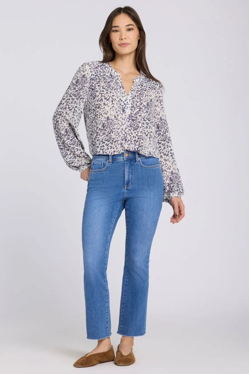 Billie Mini Bootcut Ankle Jeans mit High Rise | Blue Paradise