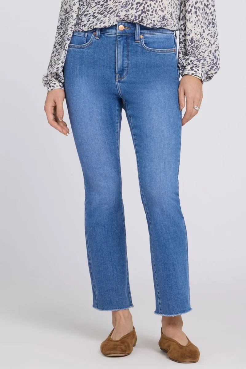 Billie Mini Bootcut Ankle Jeans mit High Rise | Blue Paradise