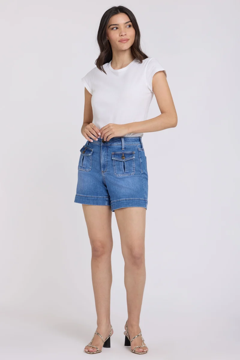 Berkyn Relaxed Denim Shorts mit High Rise | Blue Paradise