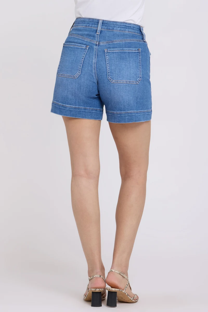 Berkyn Relaxed Denim Shorts mit High Rise | Blue Paradise