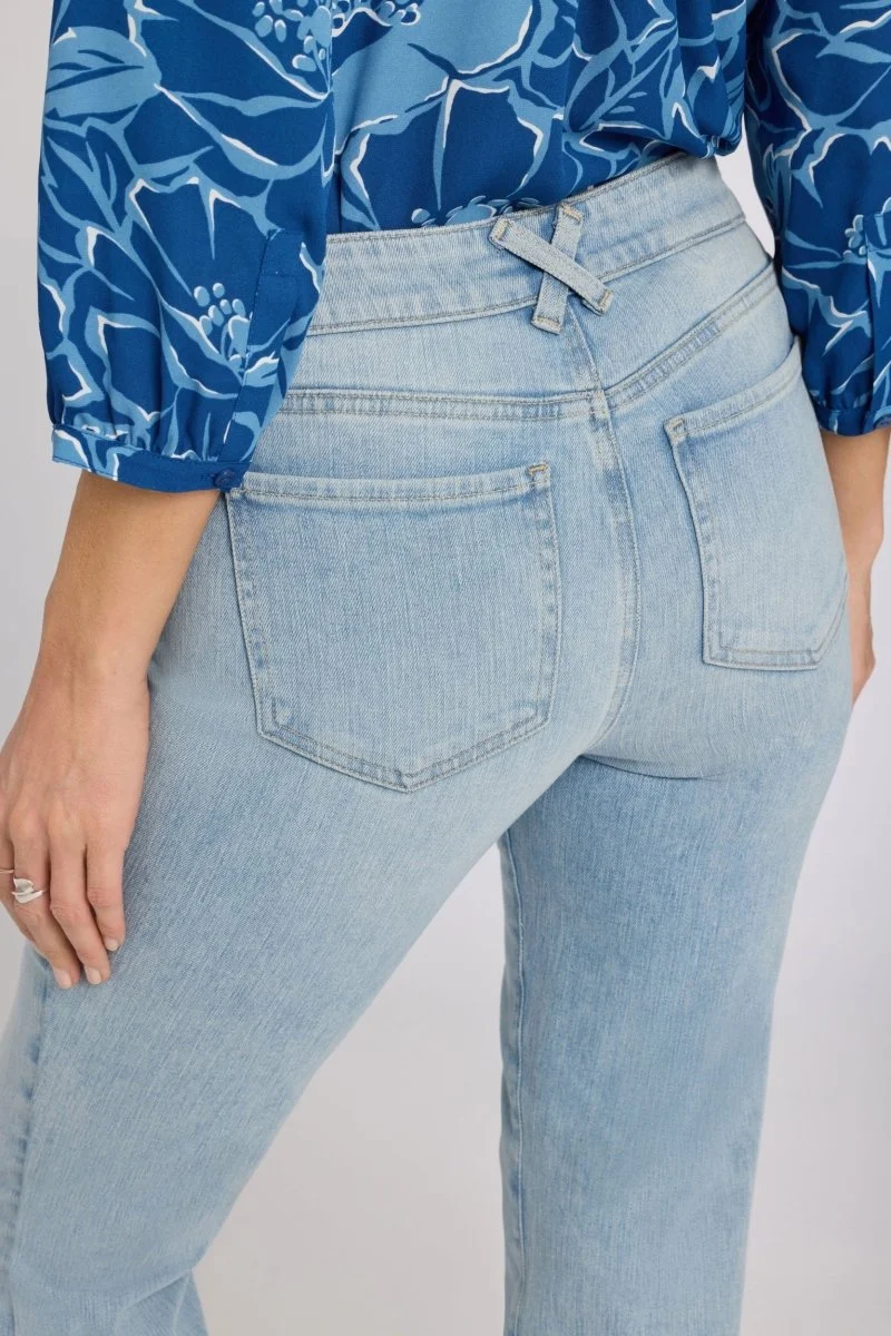 Sheri Slim Straight Jeans In Re-New Denim | Keys View