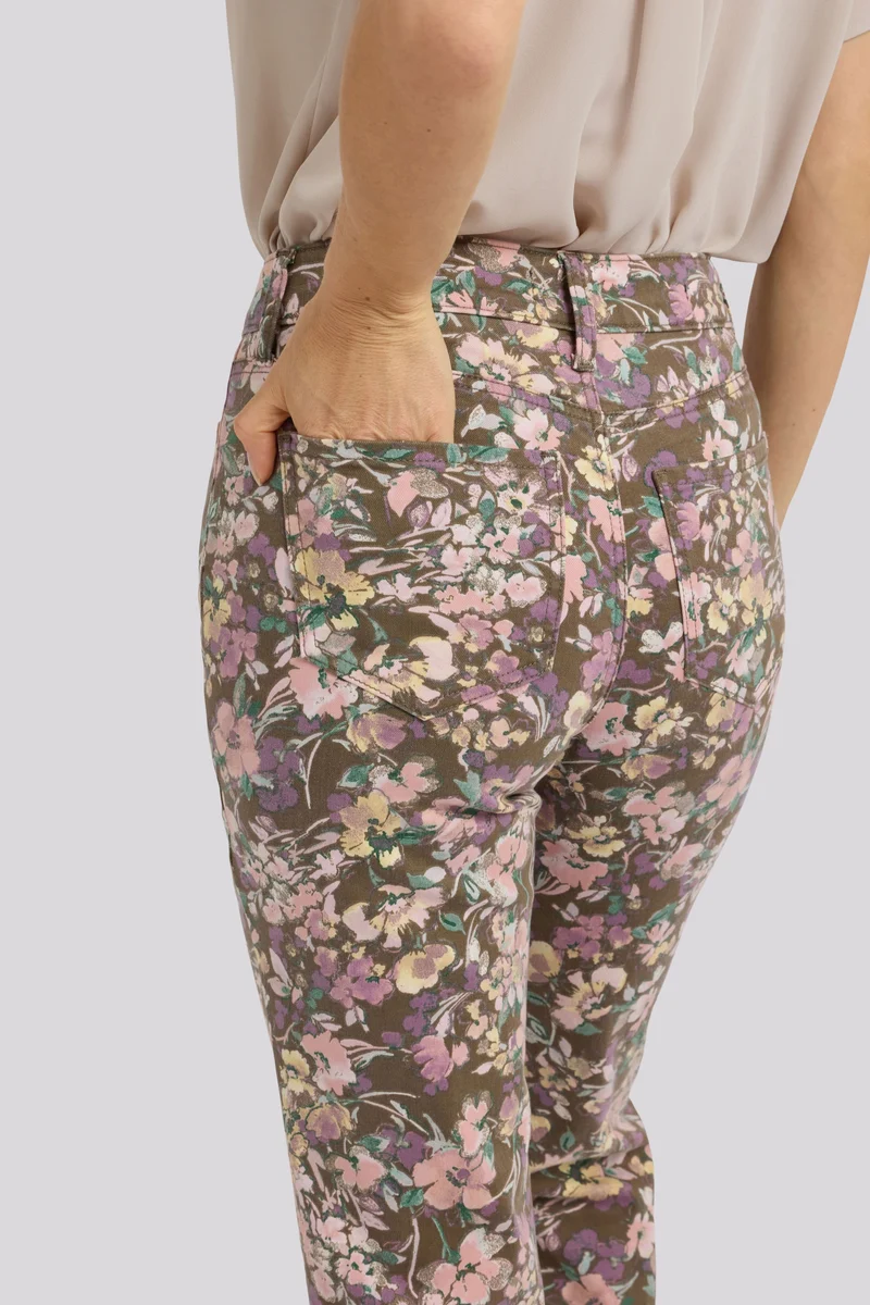 Marilyn Straight Ankle Jeans mit High Rise | Earth Blooms