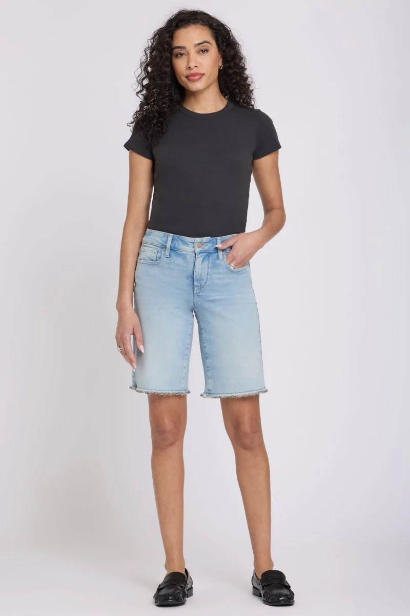 Boyfriend Denim Shorts in Re-New Denim | Keys View