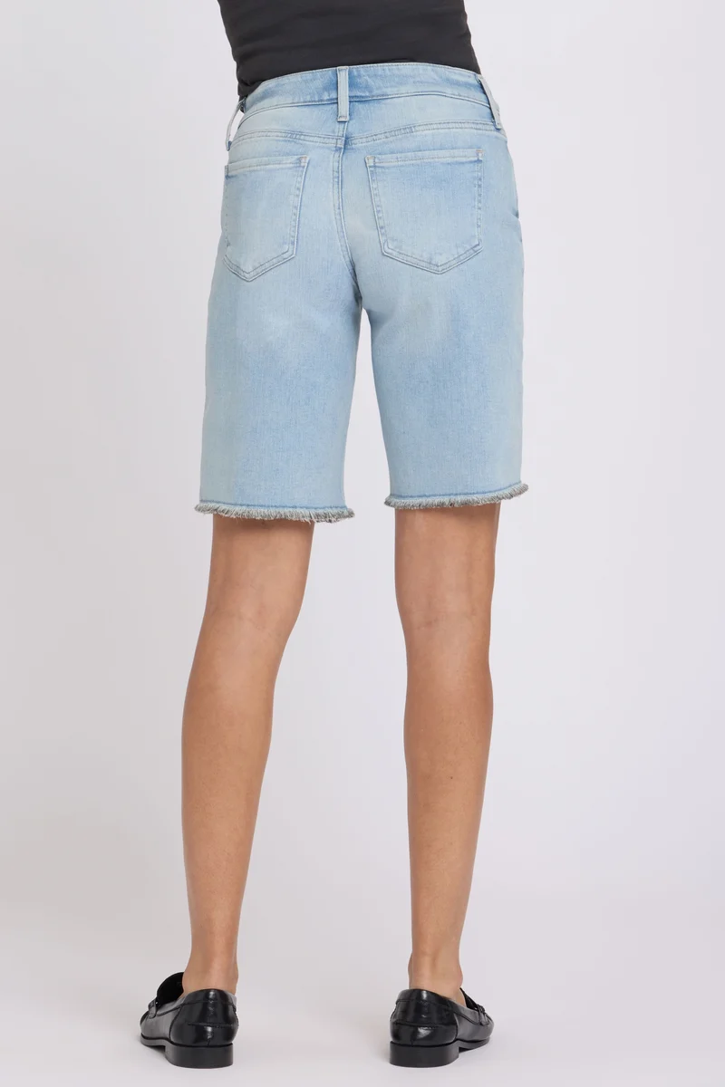 Boyfriend Denim Shorts in Re-New Denim | Keys View