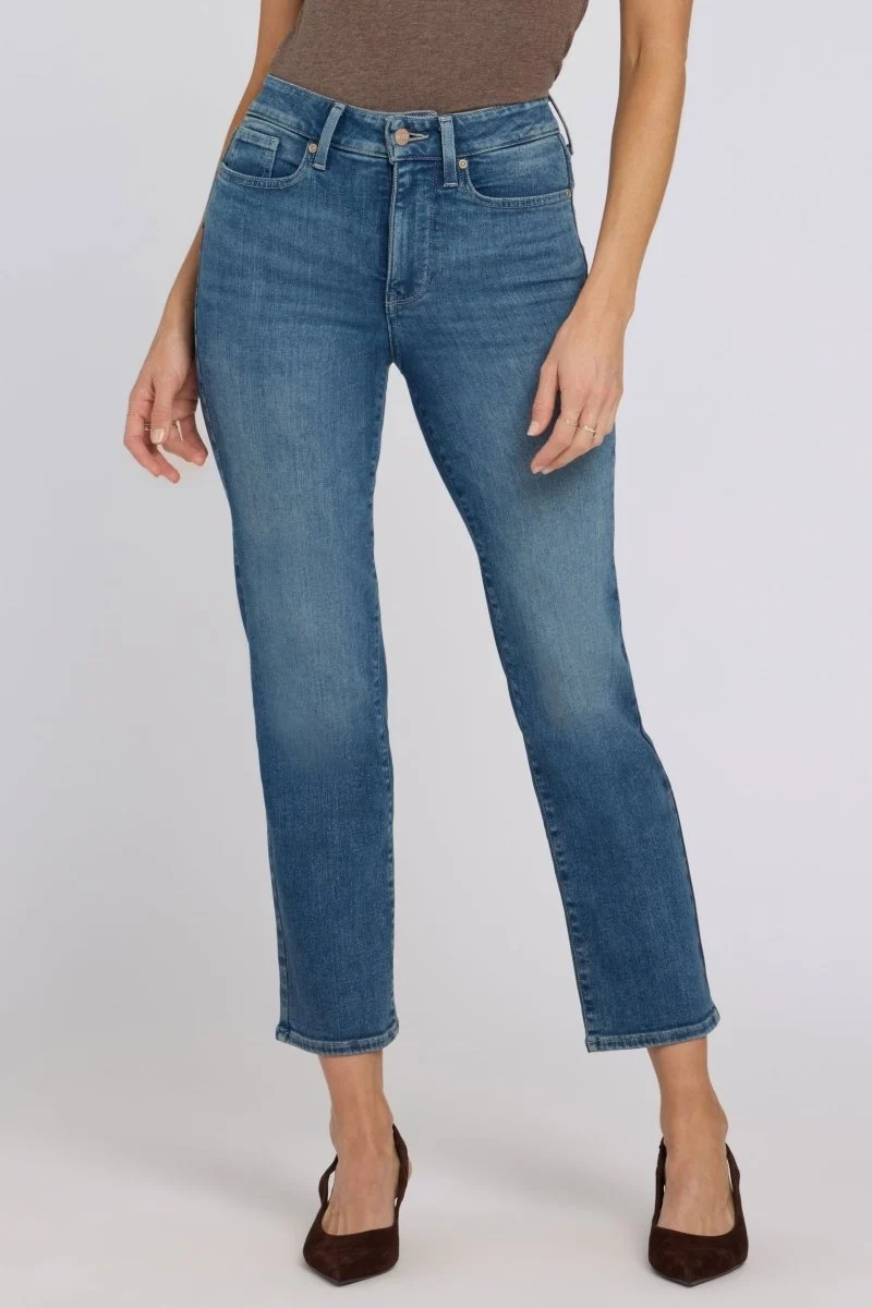 Marilyn Straight Ankle Jeans In Re-New Denim | Breezy Palms