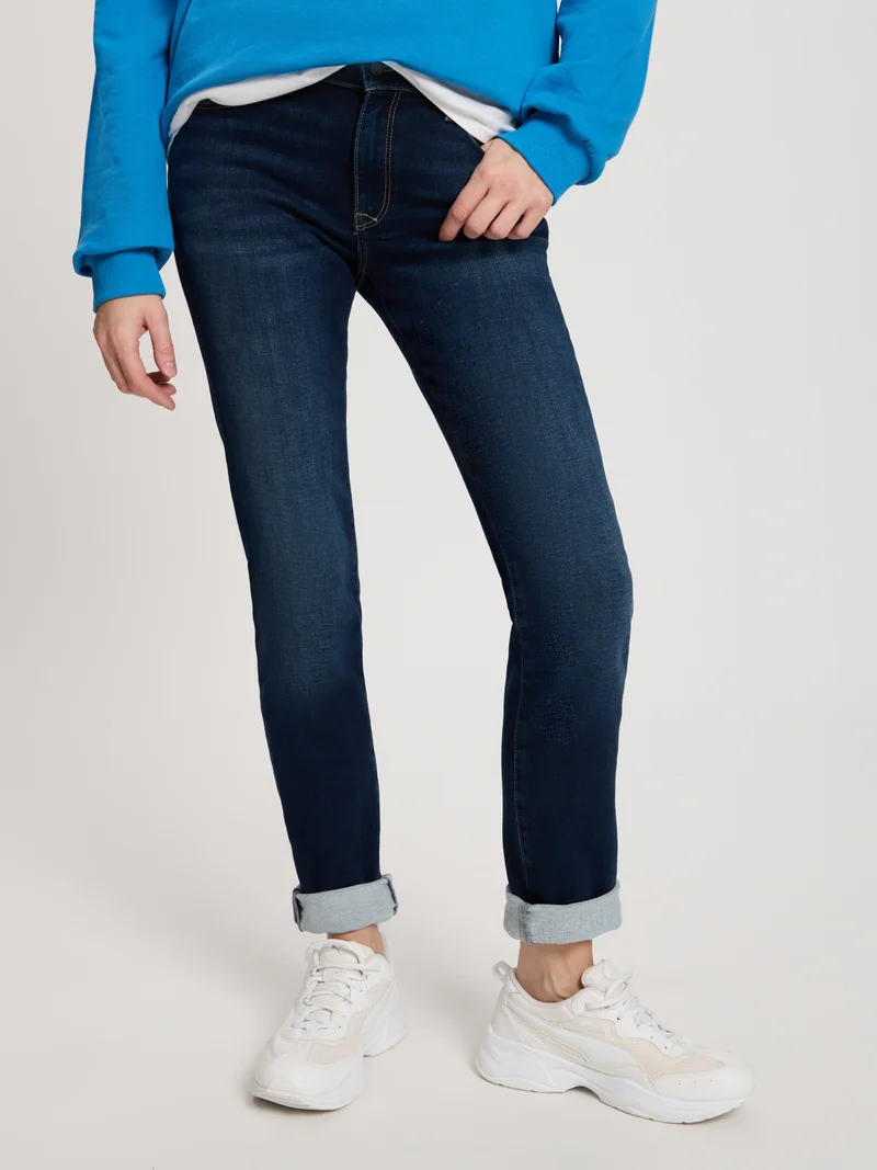 ANYA | SLIM FIT SWEAT DENIM