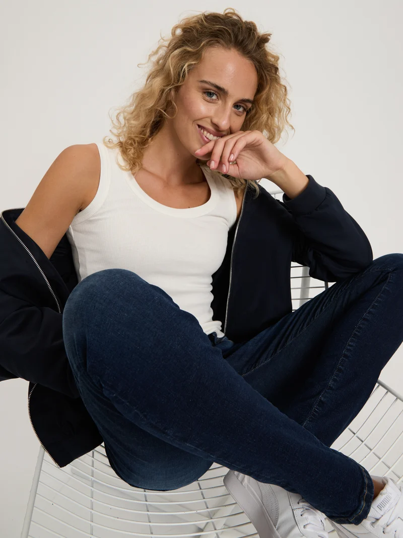 ANYA | SLIM FIT JEANS