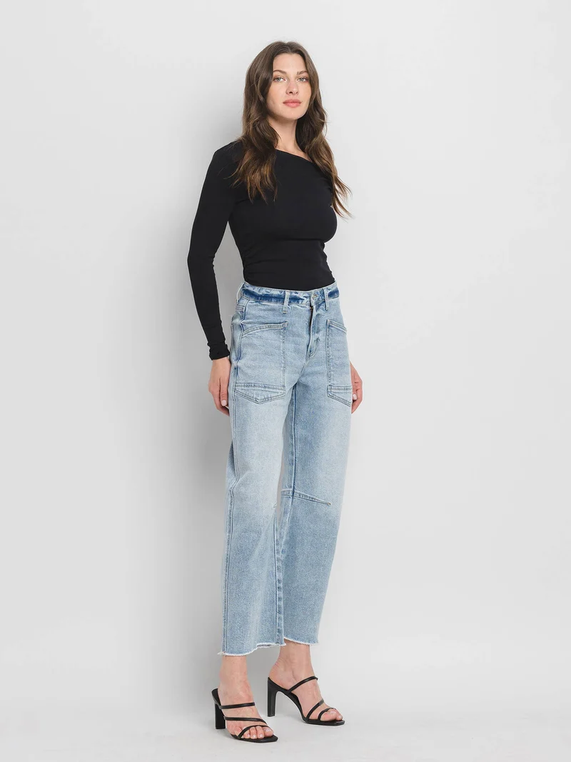 SUPER HIGH RISE LIGHT WASH BARREL JEANS V3575: HEROINE / 24
