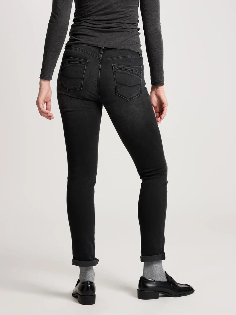 ANYA | SLIM FIT JEANS