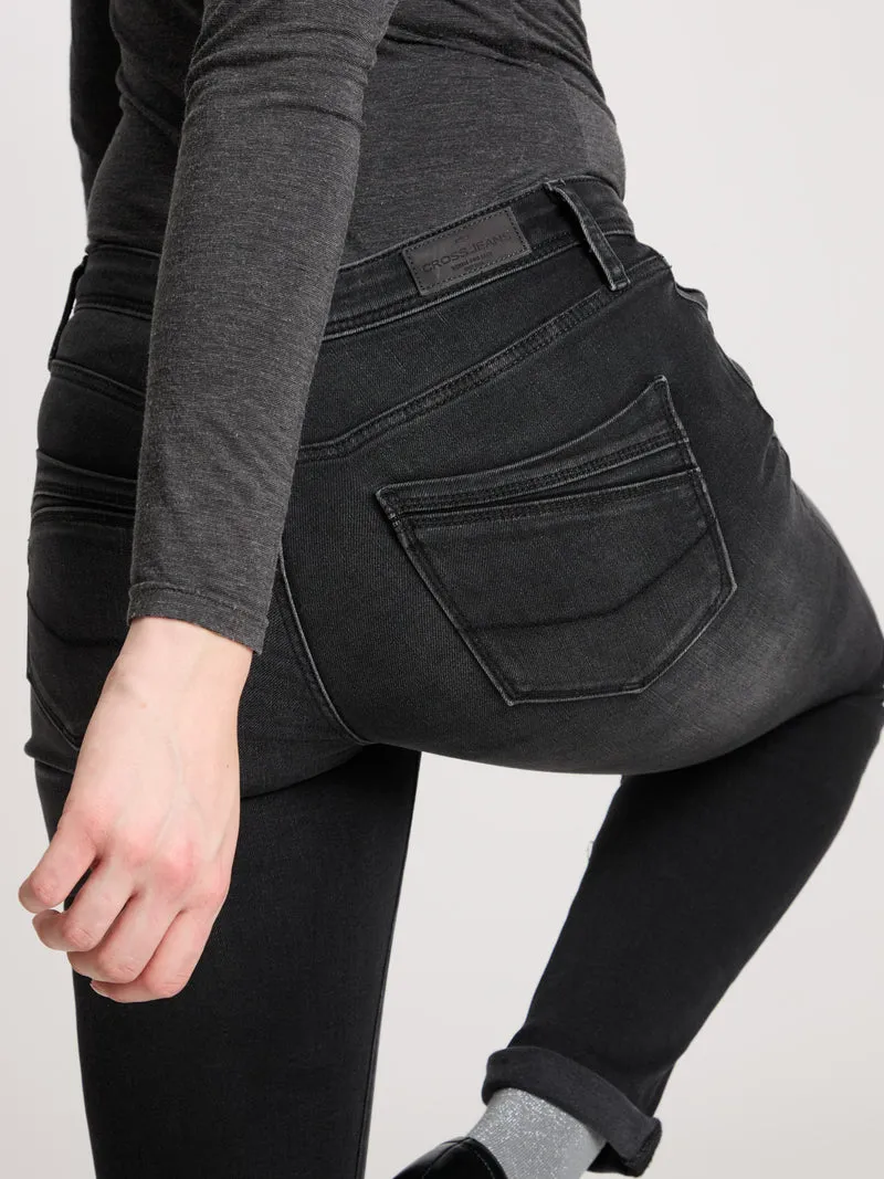 ANYA | SLIM FIT JEANS