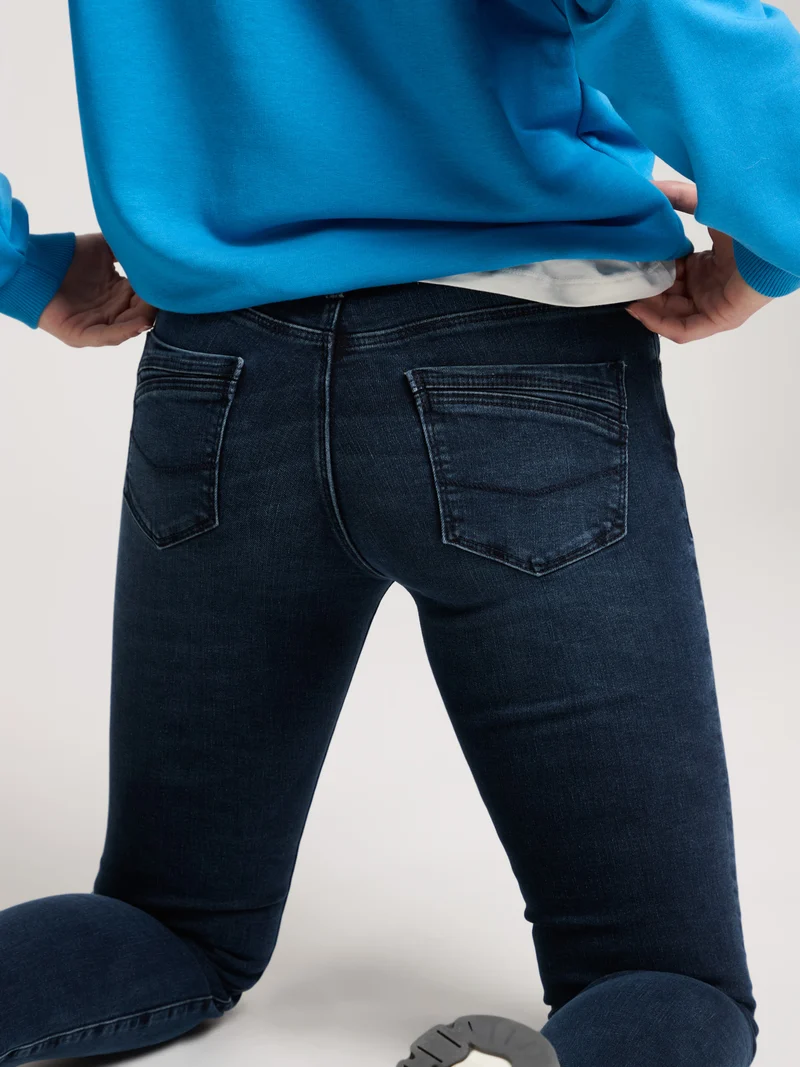 ANYA | SLIM FIT JEANS