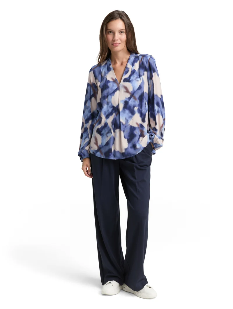 blouse printed V-neck, blue blurry argyle