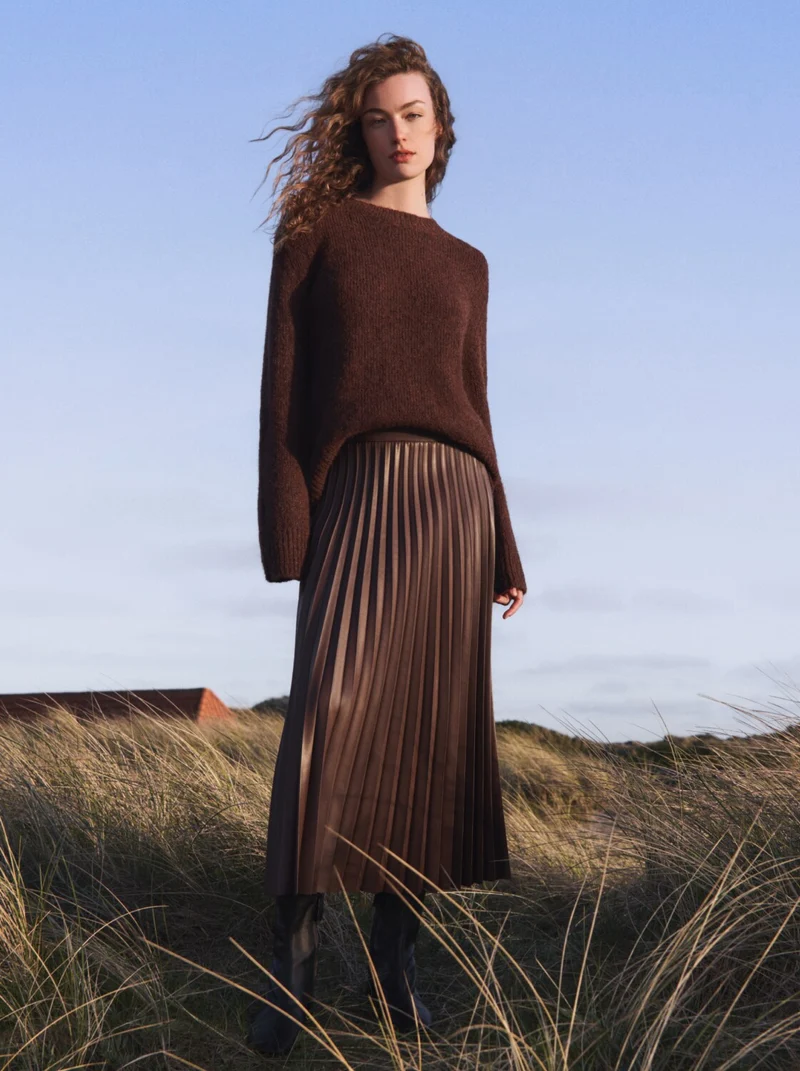 skirt plissee fake leather, dark pecan brown
