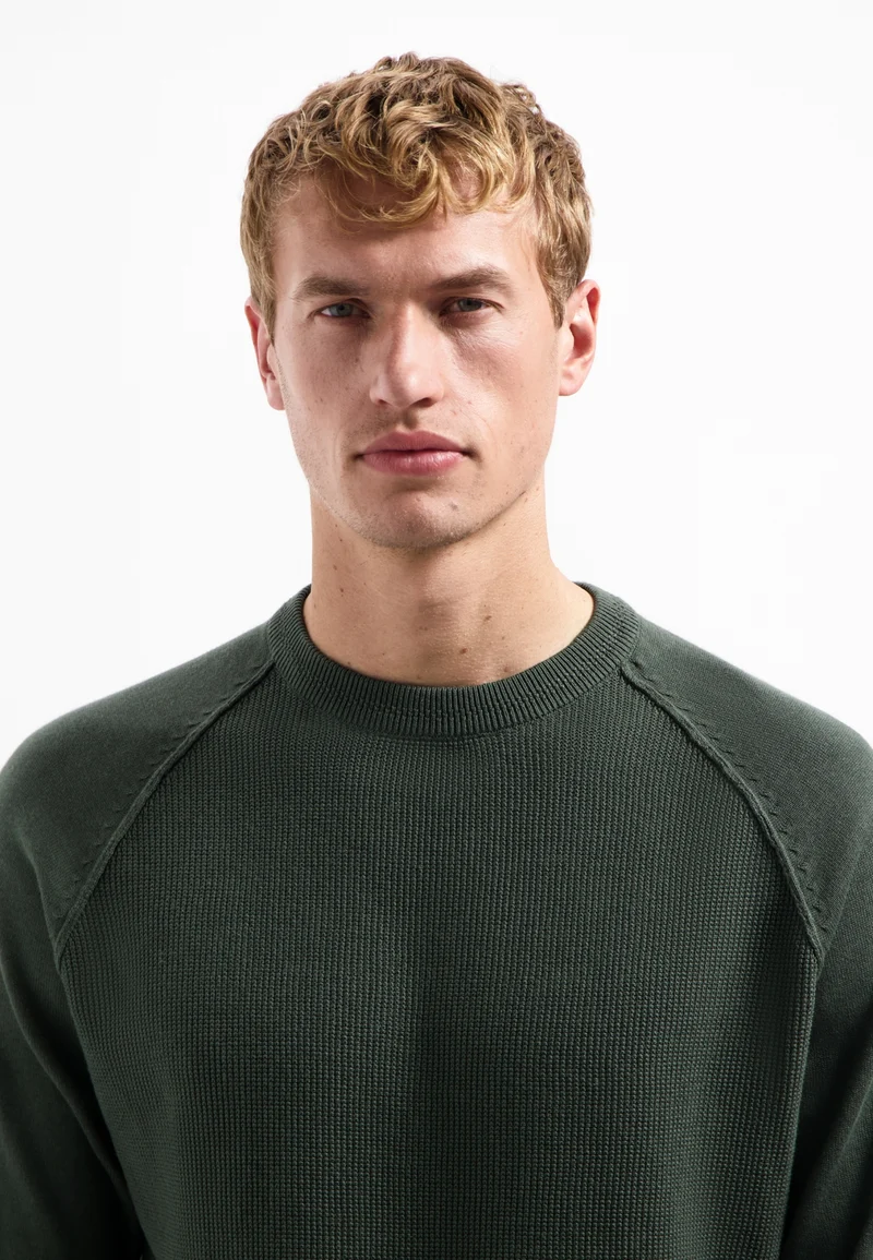 Pullover Crewneck Solid Waffle Knit, Dark Green