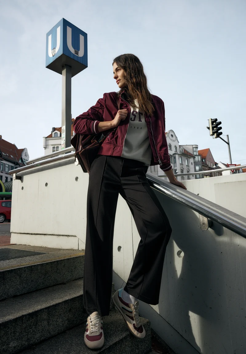 Studio_Wide leg Twill MW, Black
