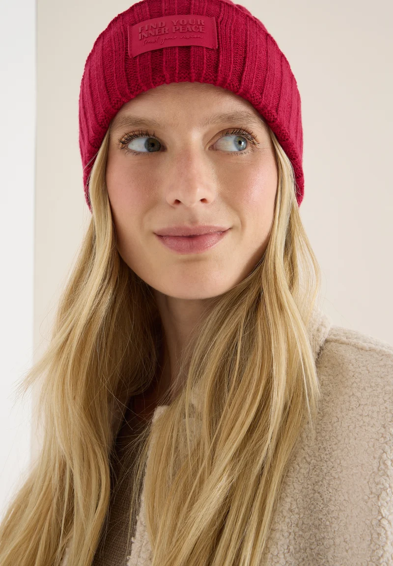 O_ TOS Solid Knit Cap, beaujolais red