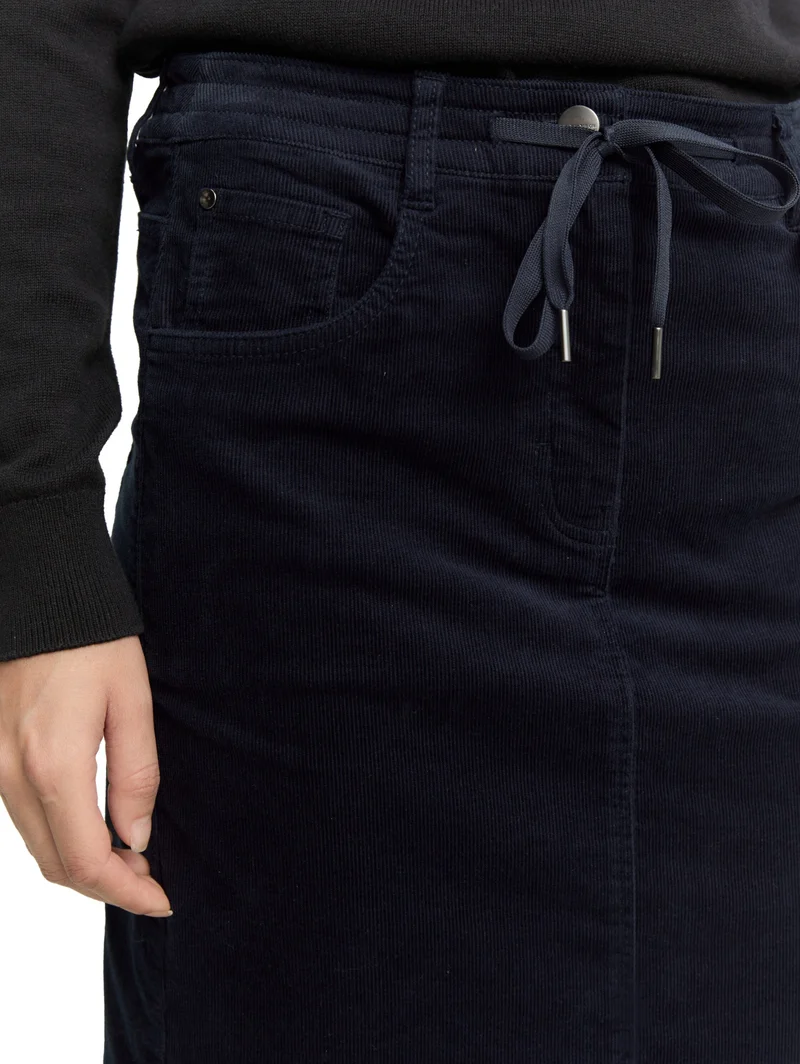 skirt corduroy, Lunar Eclipse